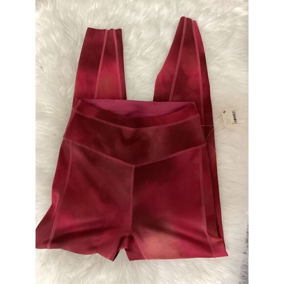 New. Free People raspberry leggings. Small. Retails $109 - Picture 12 of 14